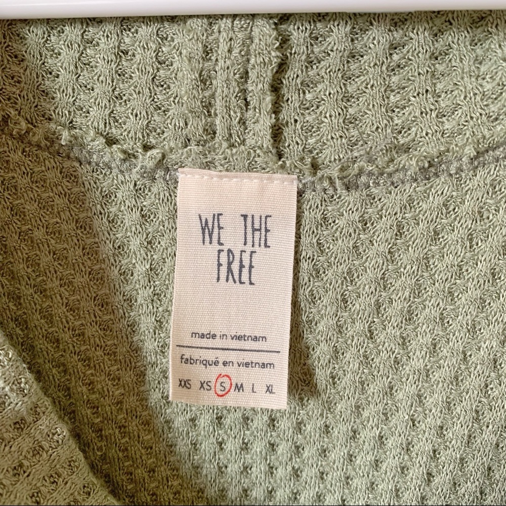 We The Free Green Cowl Neck Top Size S - Picture 5 of 12